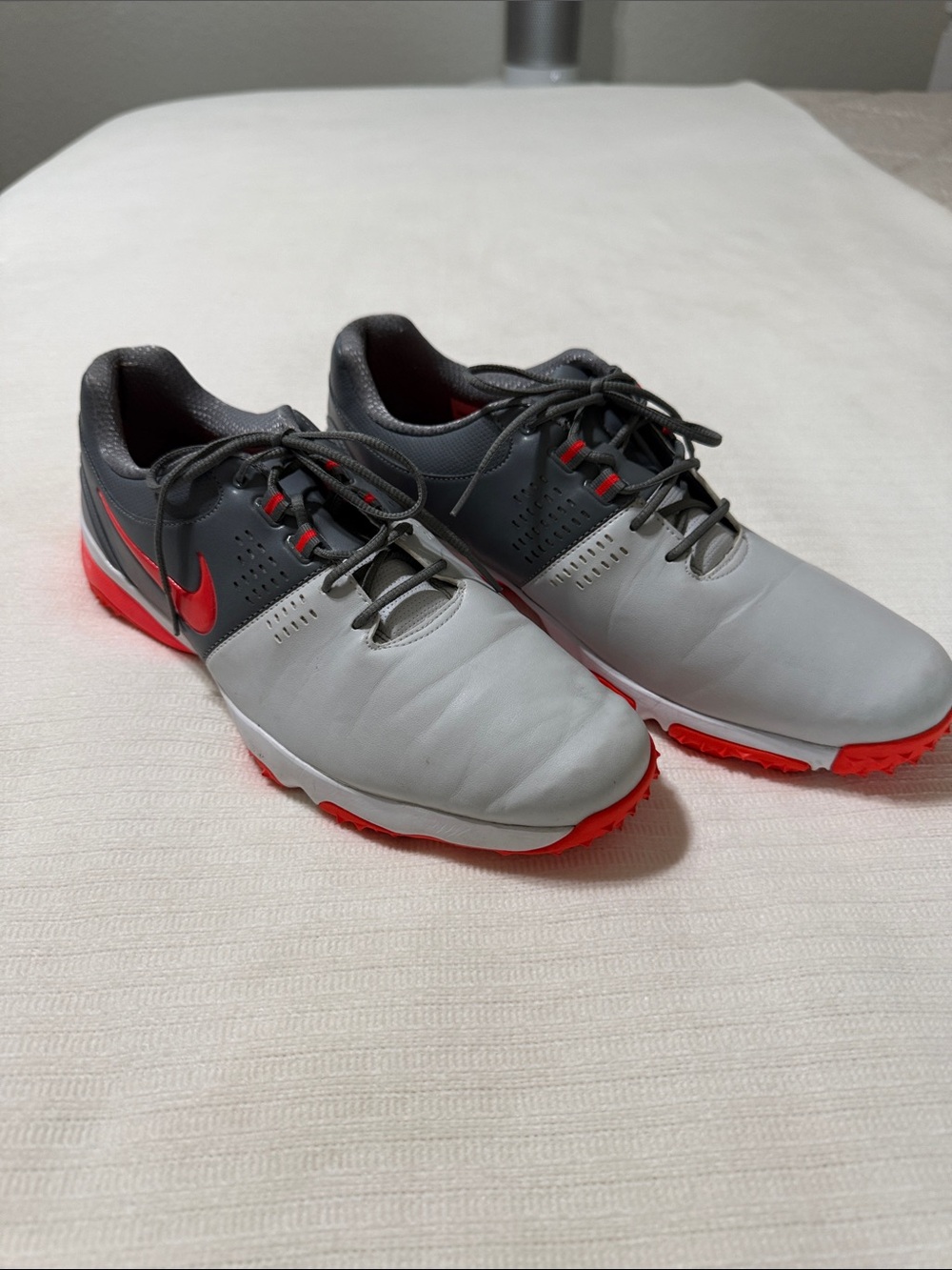 Nike Men’s Gray and Red Athletic Golf Shoes